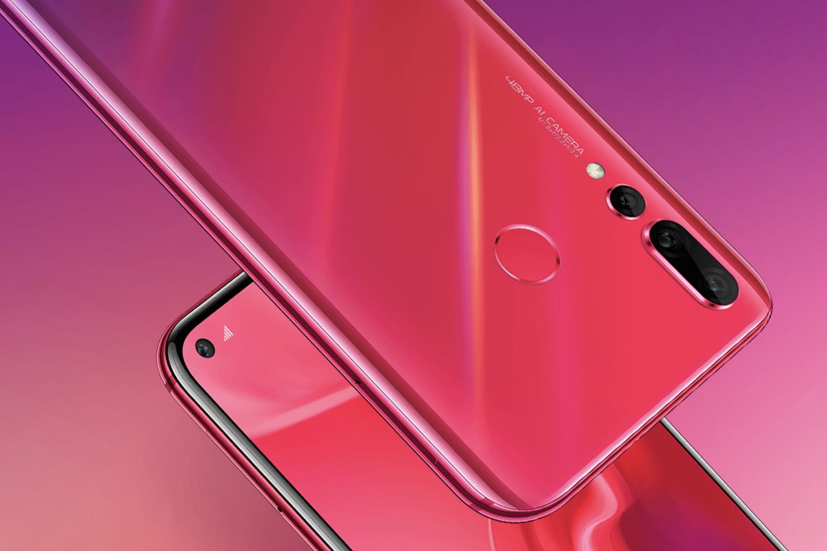 Huawei Nova 4 premiered. What, where and for how much